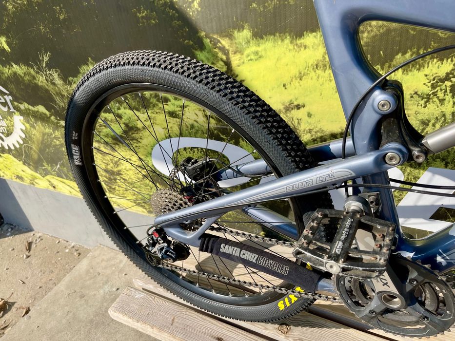 SАNTA CRUZ BLUR LT CARBON  . Планински карбонов велосипед. Спешно.