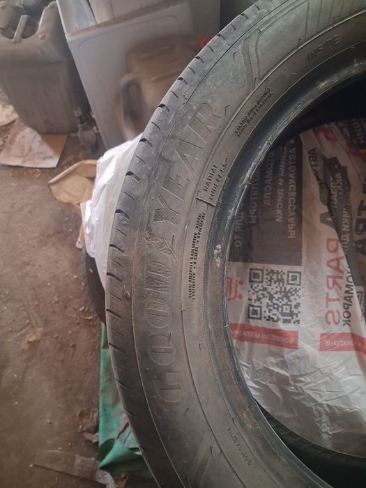 Продам шины комплект