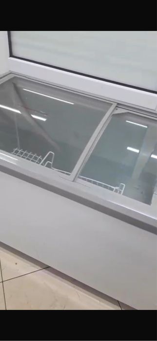 Морозильник продам