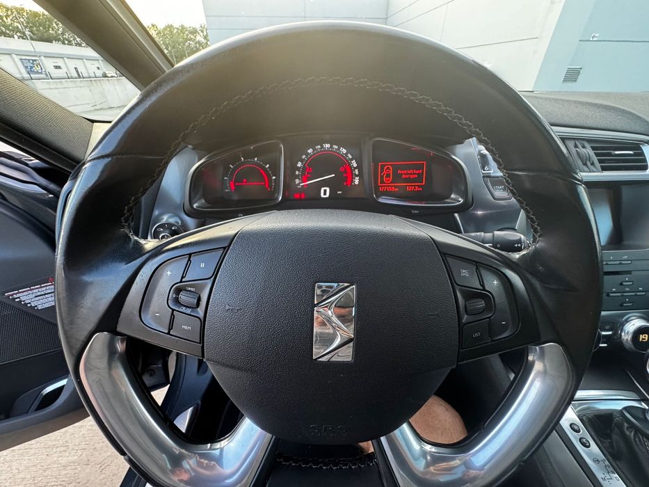 Citroen DS5 2.0 HDi 180cp