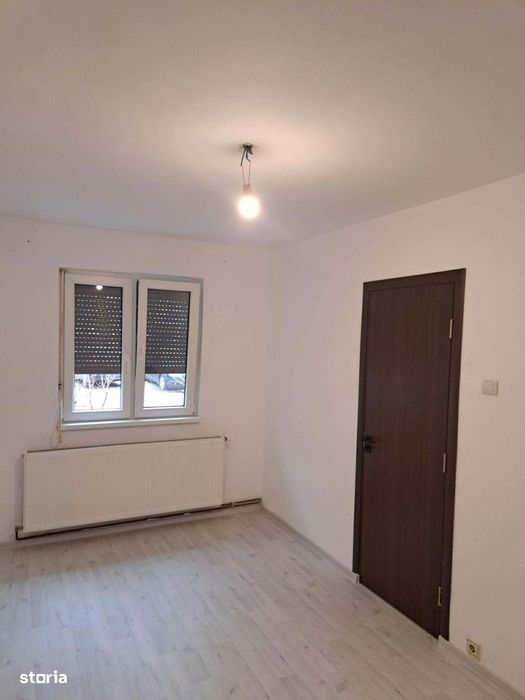 Apartament 2 camere , Ozana , M15 , parter , 46.000 euro neg.