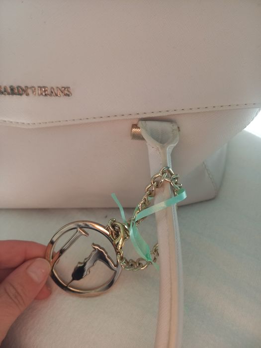 Оригинална чанта Trussardi