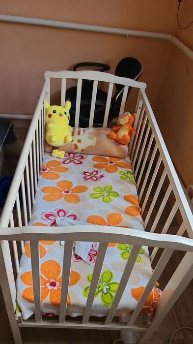 Детская кроватка