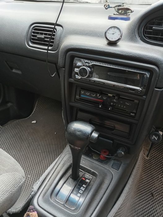 Продам машину Nissan Avenir 1997