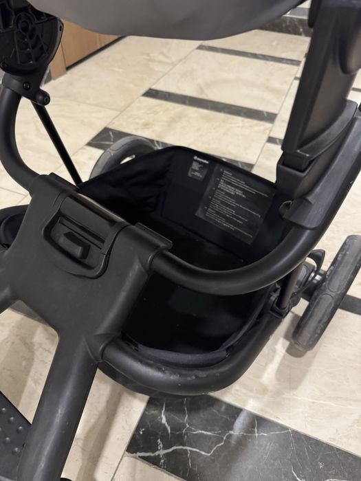 Коляска 2 в 1 Easy Walker Harvey 2