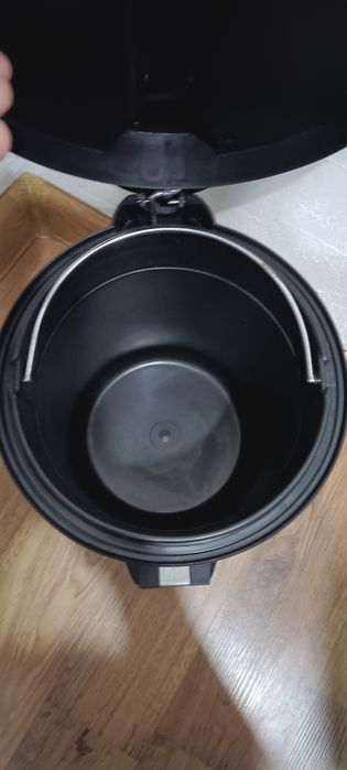 Мусорное ведро 4 л.