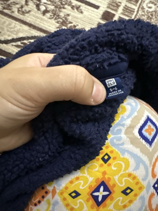 Кофта uniqlo мягкая тепла на 5/6 лет