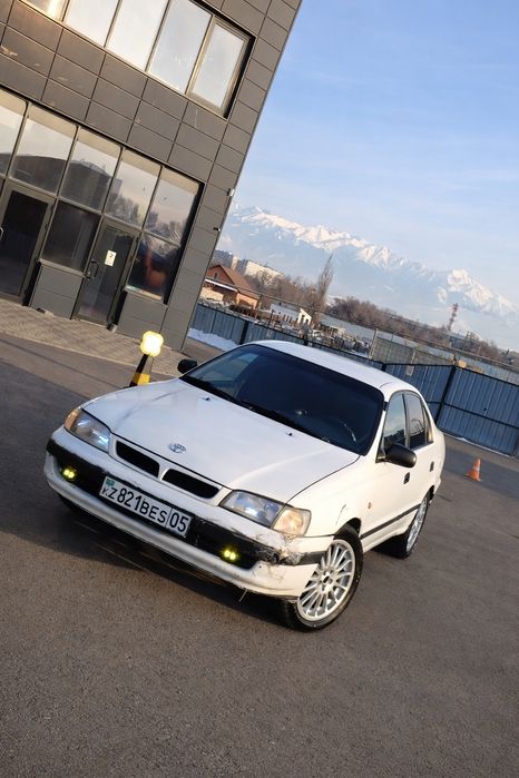 Продам или обмен Тойота Карина Е