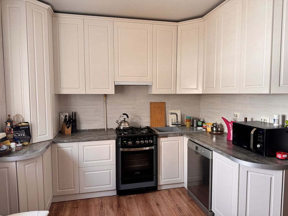 Дом, Красный партизан