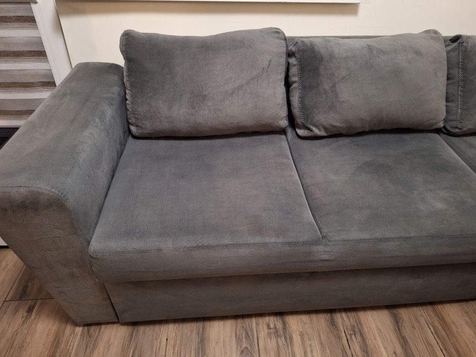 Разтегателен диван