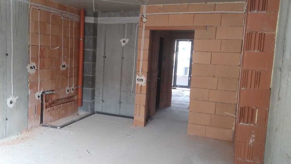 Продава се Тристаен апартамент в Пловдив, Западен - 129 кв.м за 1225 €/кв.м - Снимка #5