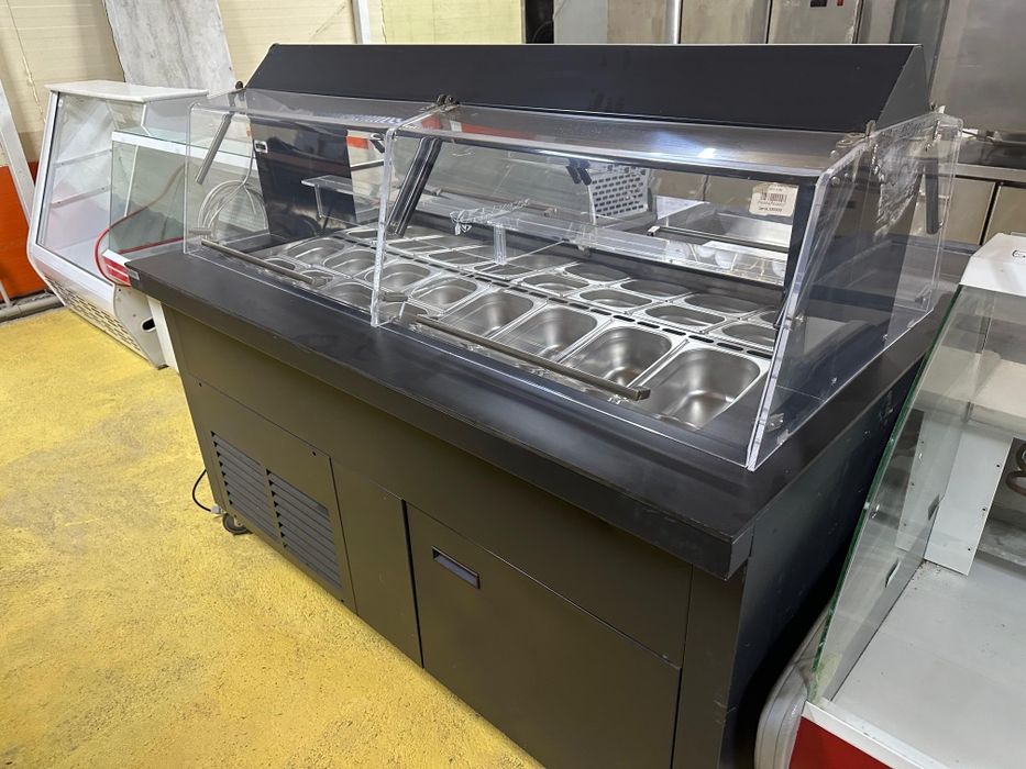 Витринный холодильник, оборудование