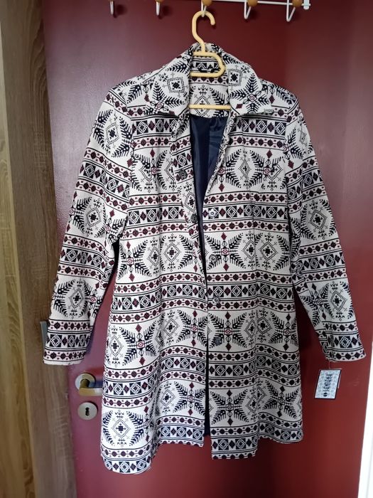 Sacou dama model etnic nou cu eticheta