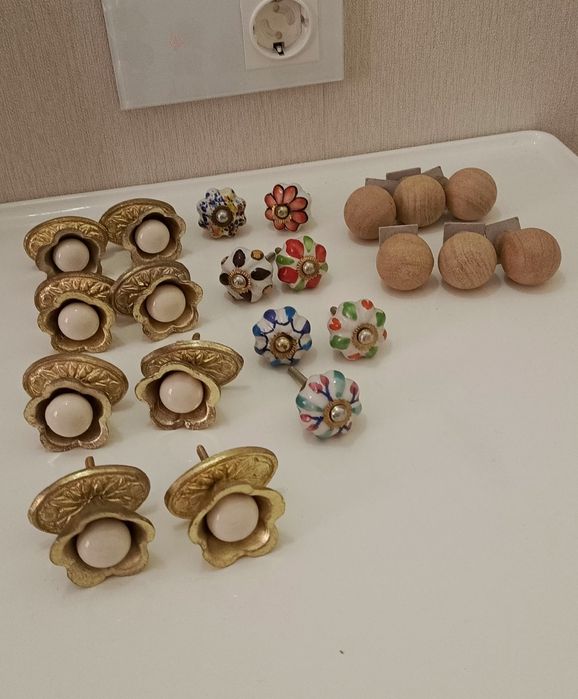 Фурнитура мебельная