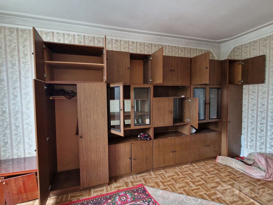 Shkaf mebelniy ishlatilgan