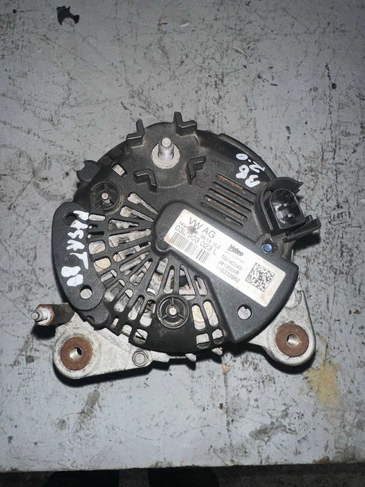 Alternator Passat B8 2.0 TDI 03L903023L Valeo 180A