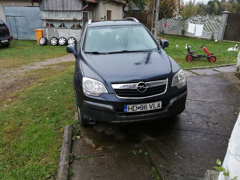 Vand Opel antara