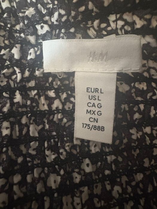 Fusta neagra cu model