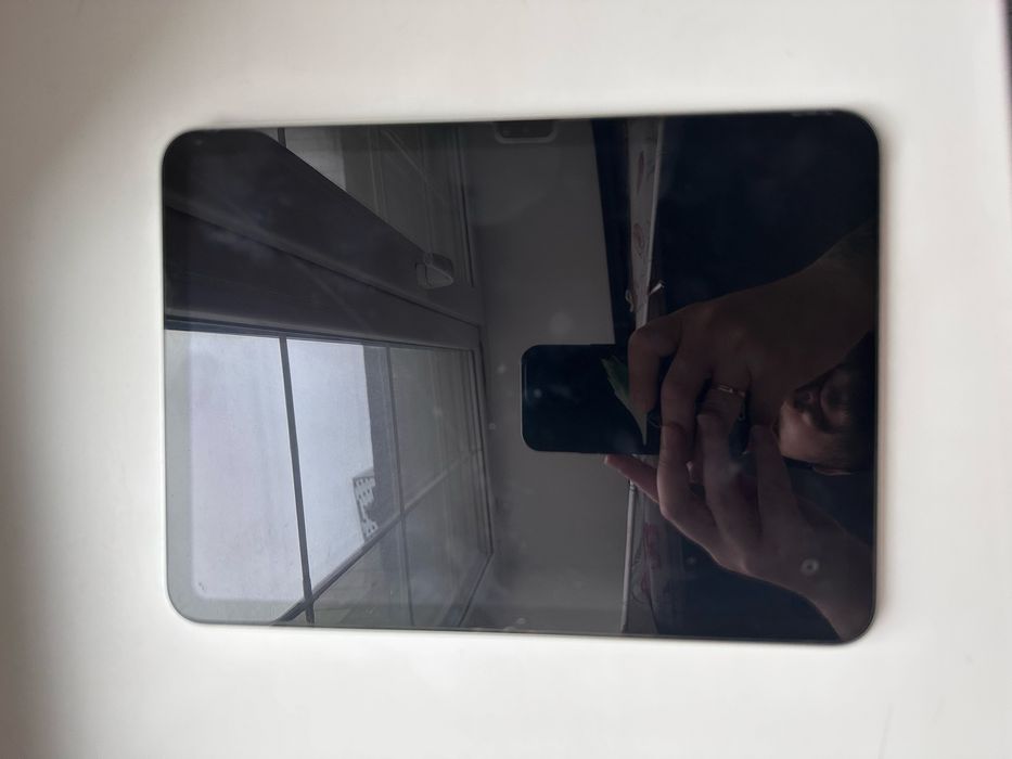 Продается ipad 2022 года