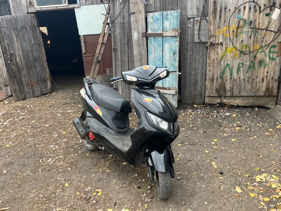 Скутер мопед м8 165кубов