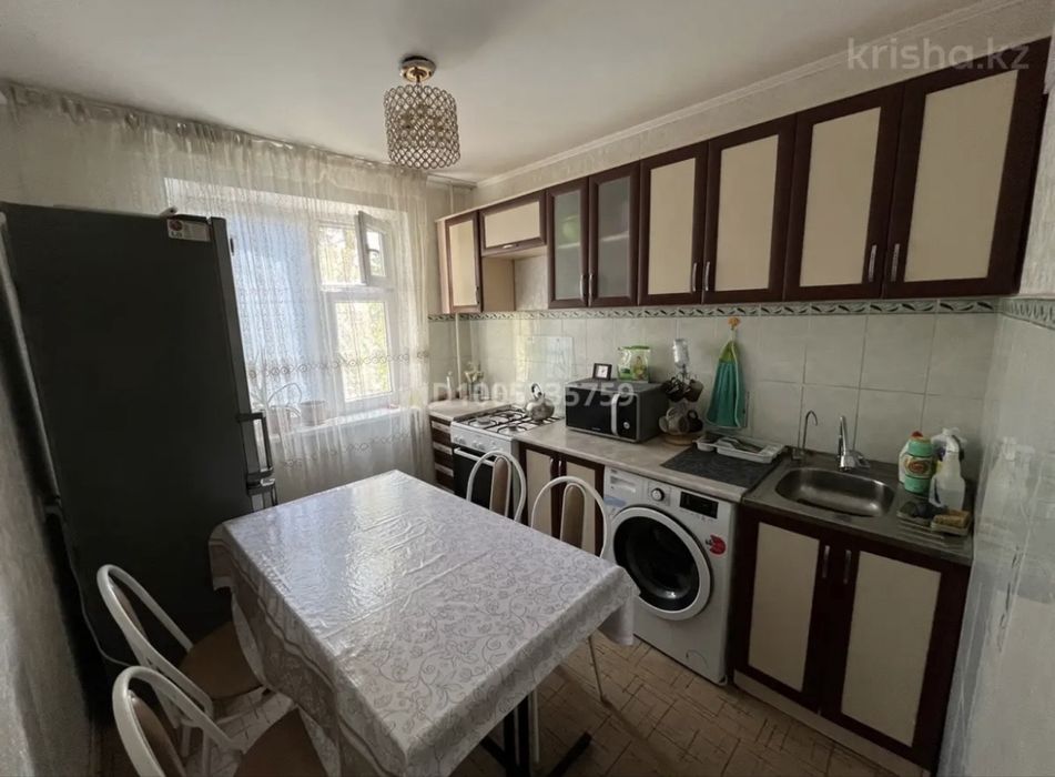 Продается квартира 3-х комнатная