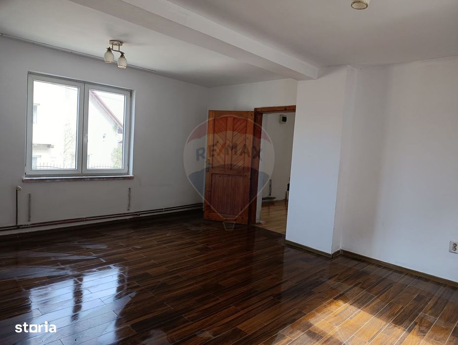 Investiție rară lângă Sighișoara – de vanzare casa lângă pădure și E60