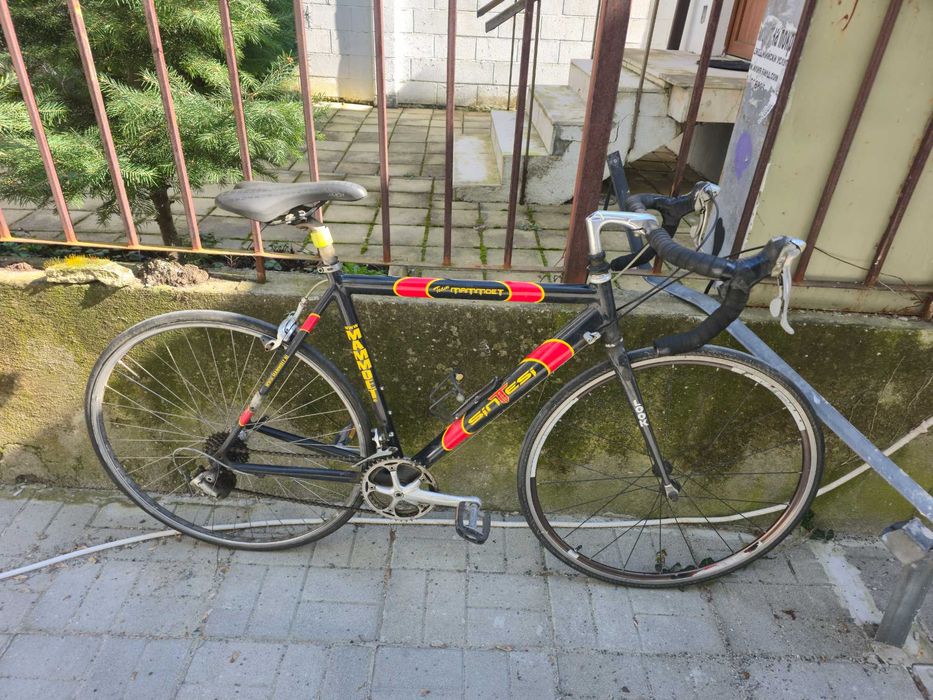 Продавам велосипед шосейка