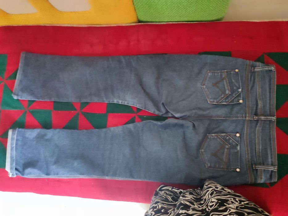 Продам женские вещи, джинсы, кофты