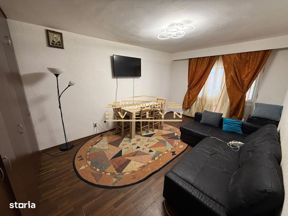 Apartament 3 camere de vânzare – Piața Mare