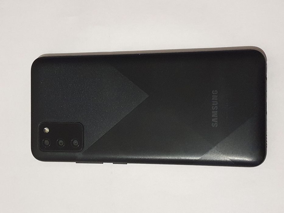 Telefonla sotladi 2dona