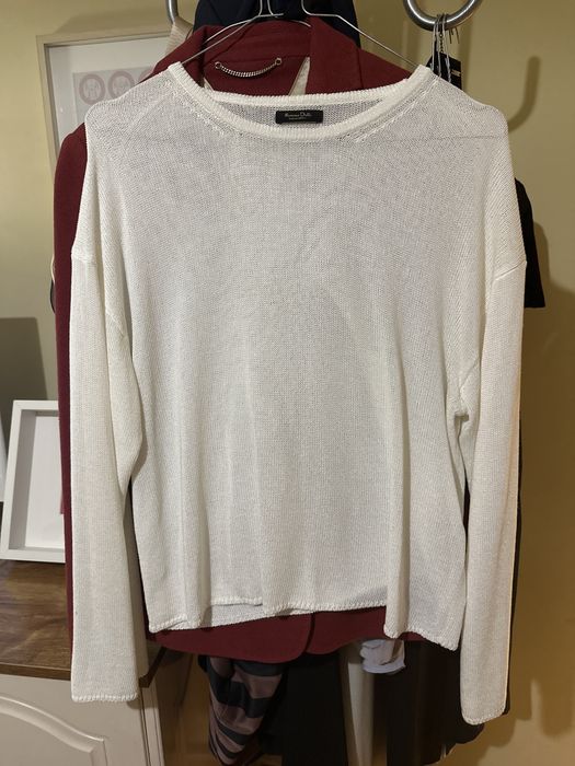 Прекрасна бяла блуза на Massimo Dutti