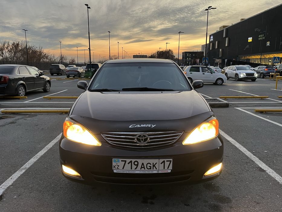 Продам toyota camry
