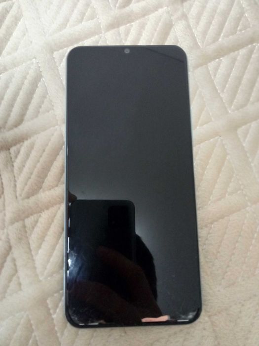 Продам телефон Vivo торг!!