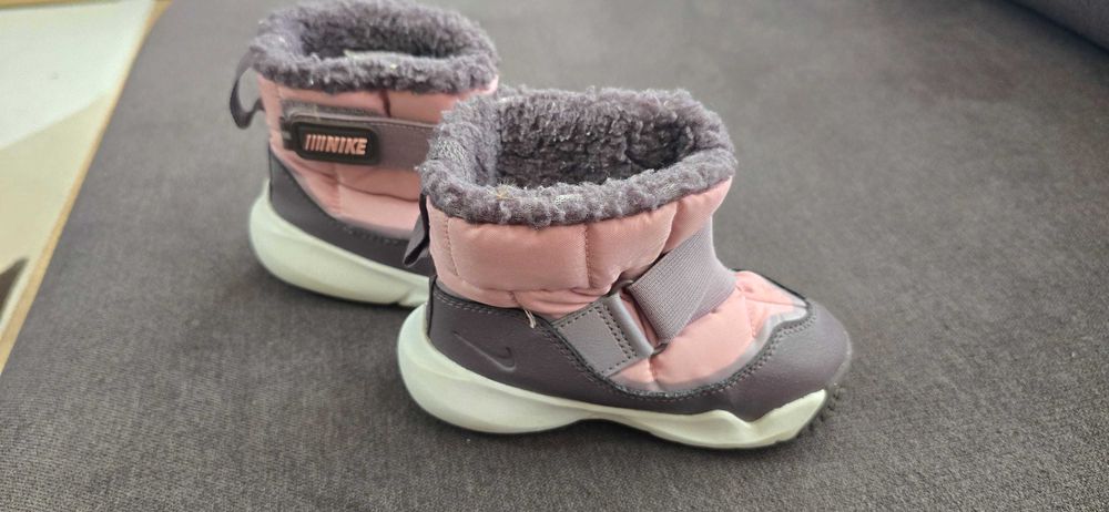 Водонепропускливи Детски обувки Nike номер 25