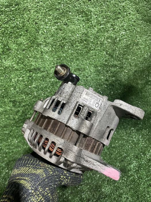 Генератор Subaru 2.5 EJ251 EJ253 из Японии!