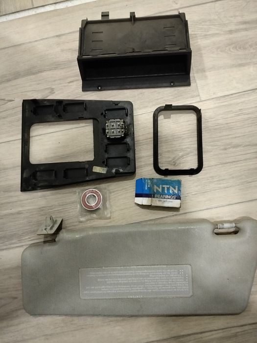 Продам запчасти на Мерседес Сешку