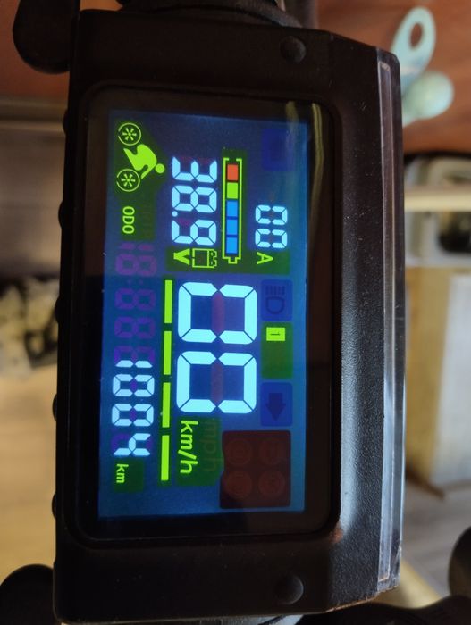 Продам электросамокат Kugoo S3