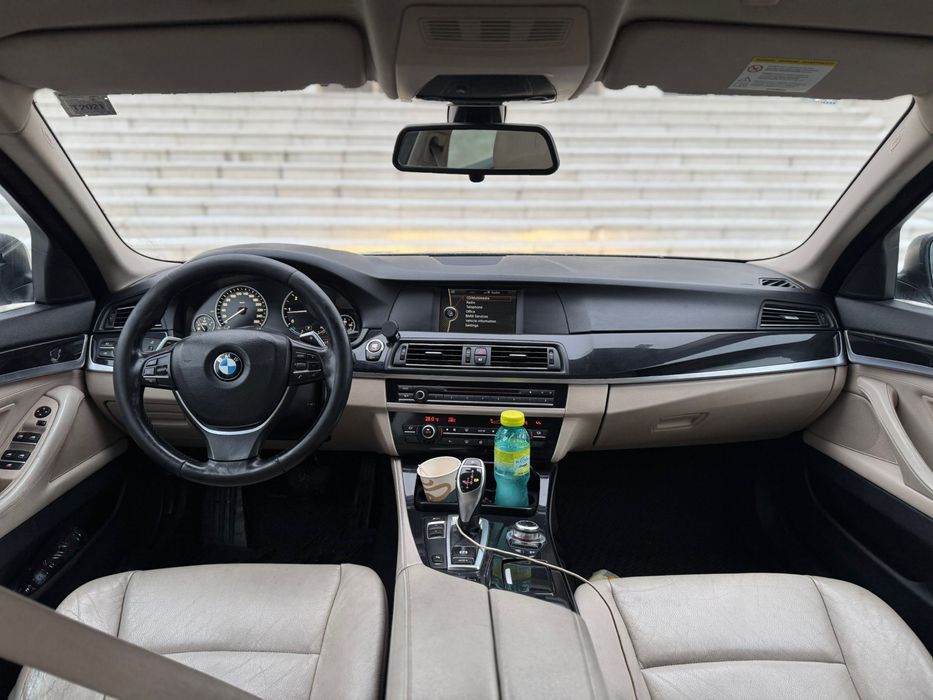 BMW SERIA 5 /// F11/520d/// Automat- Pret Castana