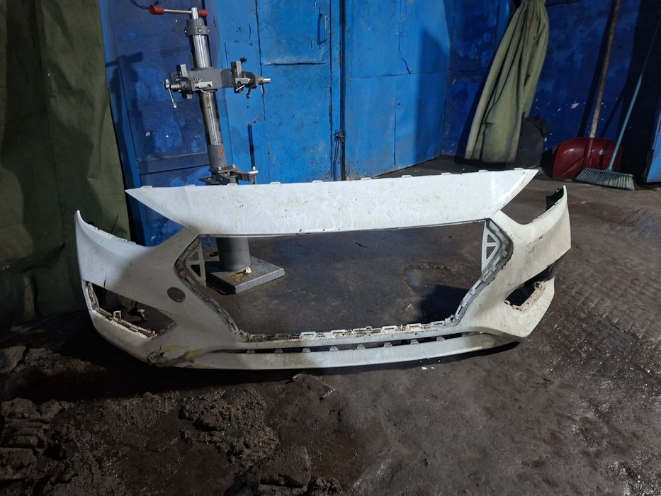 Бампер hyundai accent 2019