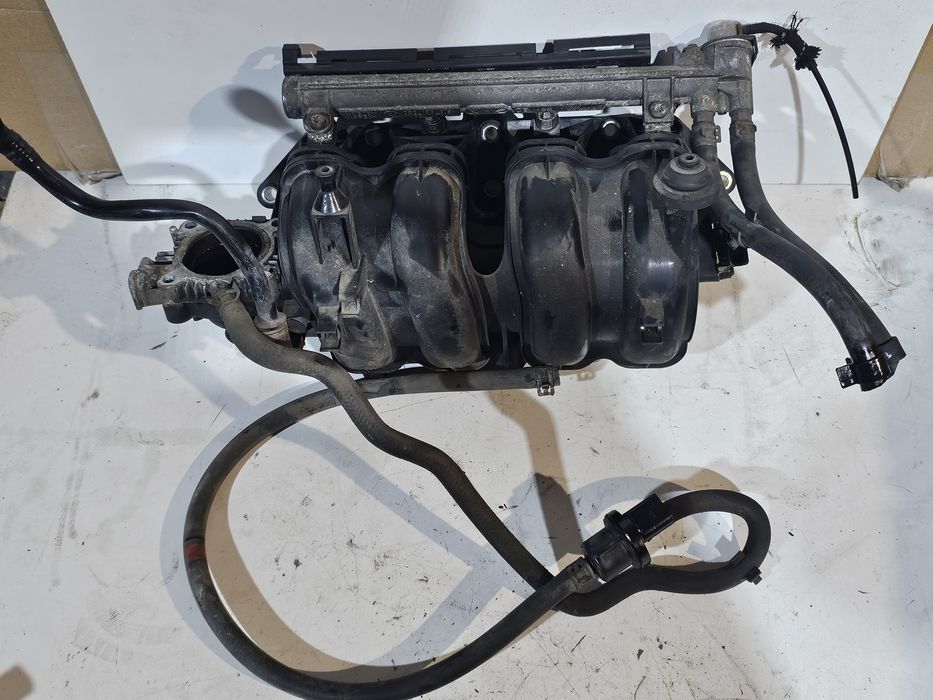 rampa injectoare + galerie admisie audi a2 1.4benzina aua