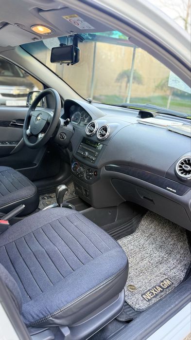 Nexia 3. 4 Avtomat. Oq rang Toza