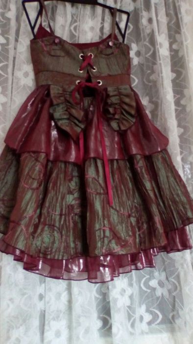 К-Т от две части и роклички