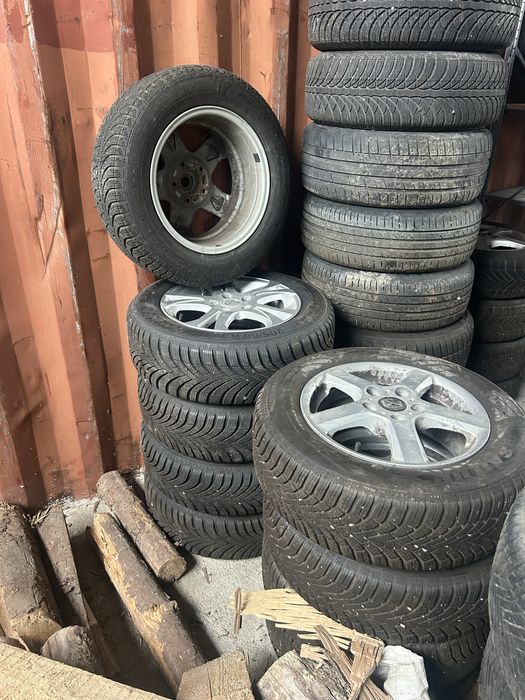 Jante aliaj aluminiu 5x114,3 . Anvelope iarna 205/55R16