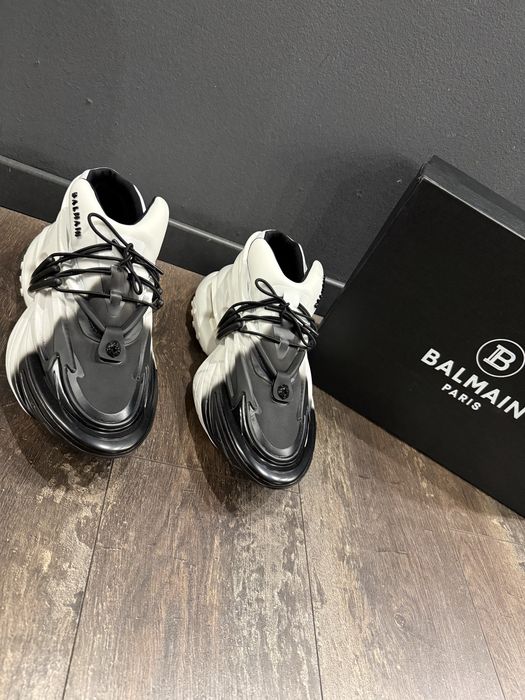 Balmain unicorn