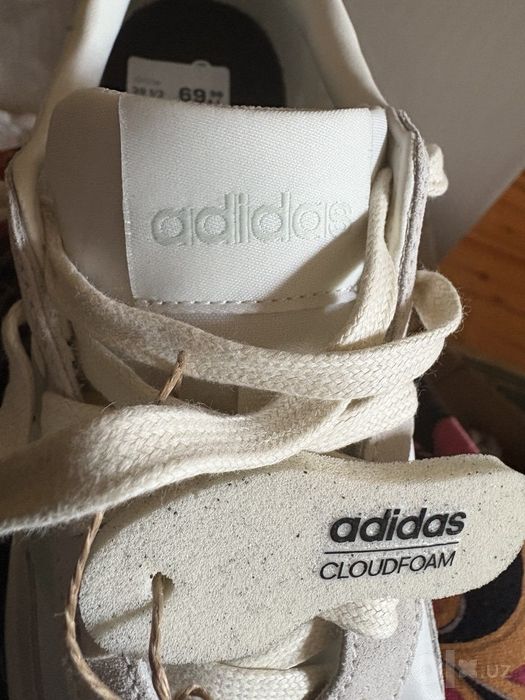 Новые кроссовки Adidas Run 70s 2.0 (Размер 39 1/3) — Оригинал