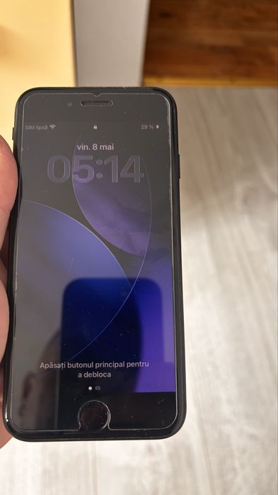 Iphone se 2020 in stare buna