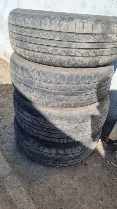 Продам резину на 16