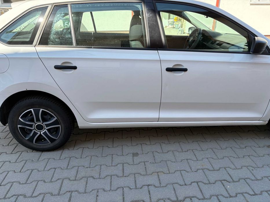 SKODA Rapid 2015 — imagine 3
