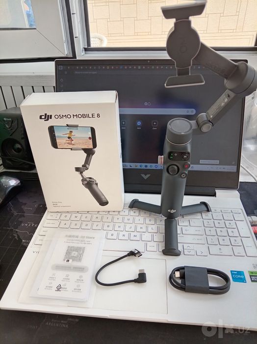 DJI Osmo 8 Stabilizator