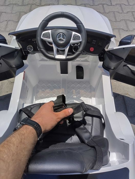 MERCEDES Акумулаторен джип GLC63 бял QLS 5688